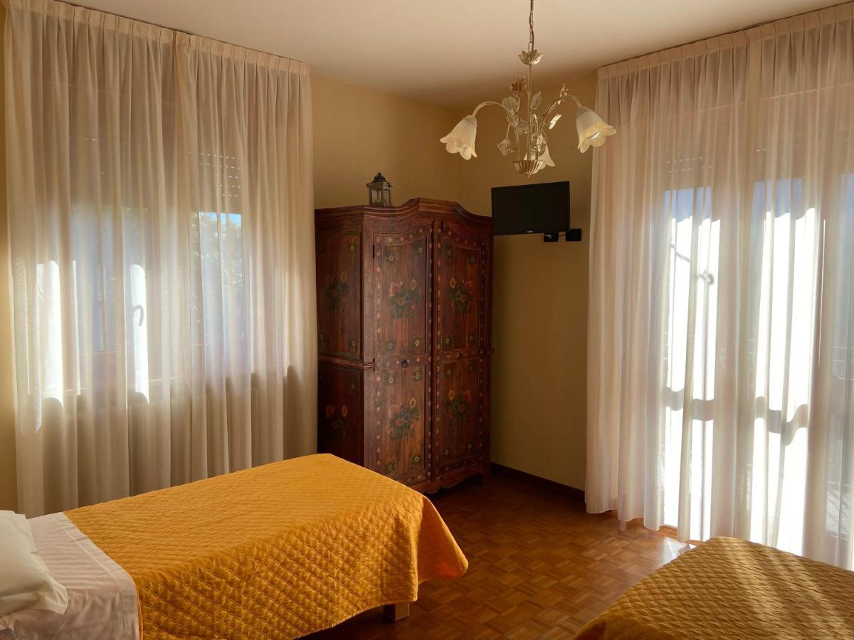 スーザ La Via Del Sole Bed & Breakfast エクステリア 写真