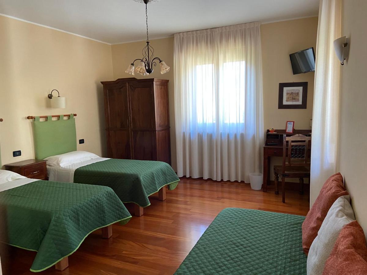 スーザ La Via Del Sole Bed & Breakfast エクステリア 写真