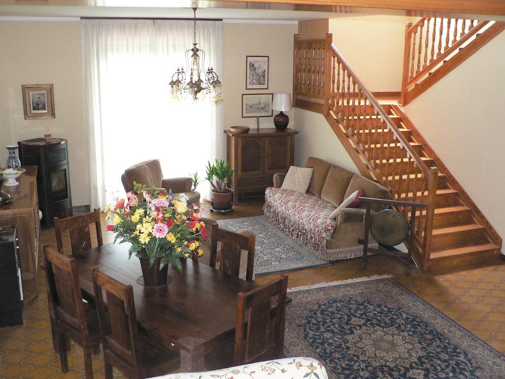 スーザ La Via Del Sole Bed & Breakfast エクステリア 写真
